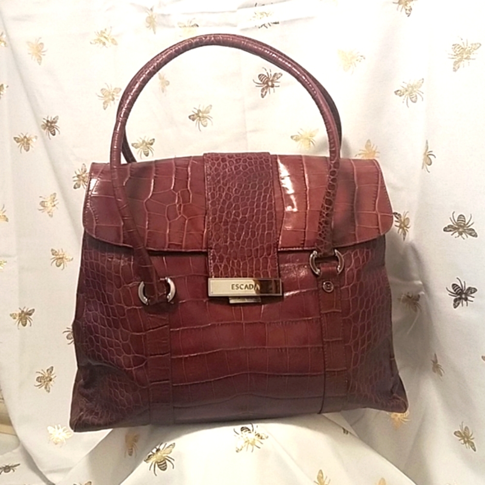 🤩🤩🤩PRICE REDUCED!!!🤩🤩🤩 ESCADA CROCODILE PRINT LEATHER HANDBAG